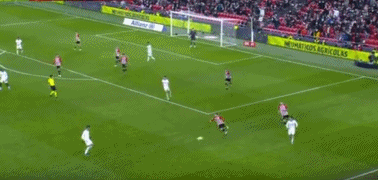 东契奇38+10+10湖人不敌马刺 文班复出16+14