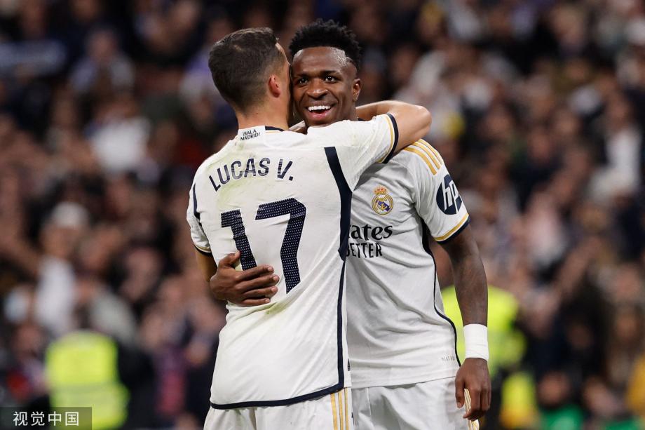 刘嘉：2025年巴黎圣日耳曼取得历史性突破