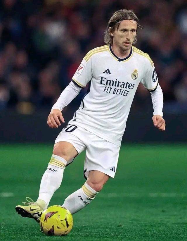 独行侠主场力克篮网，弗拉格27分领衔，小波特贡献28+9