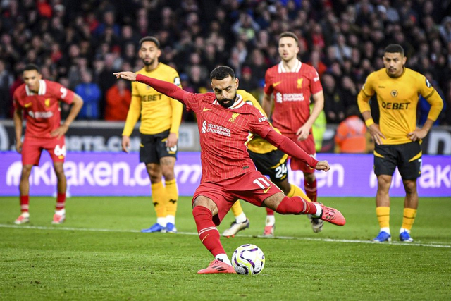 [图]张振阳100分钟绝平 三镇10分钟连追3球4-4国安